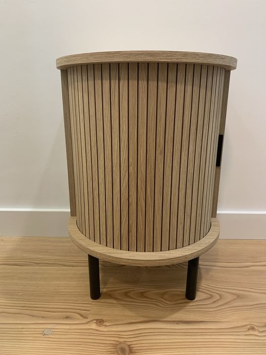 Mesa de apoio cor madeira