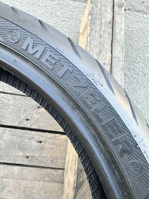 Мотошина 120 70 17 58W Metzeler Roadtec Z8