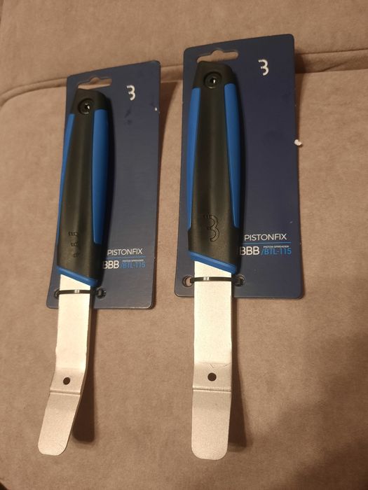 przyrząd do rozpychania klocków BBB pistonfix btl-115 . 0425