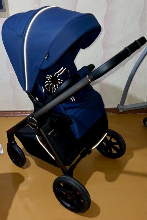 Продам коляску  Carrello Ultro