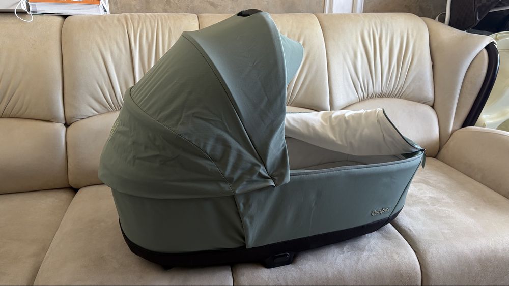 Люлька Cybex Priam Lux 2024 б/у