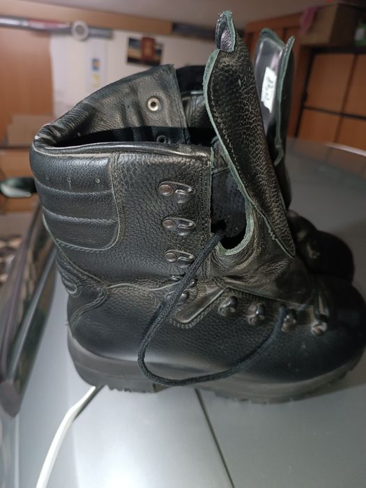 Buty wojskowe, skórzane, glany