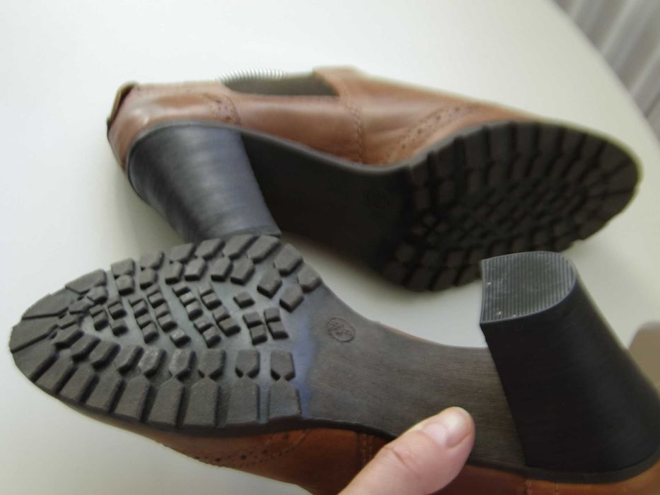 NOWE botki wiosna/jesień 39 skóra naturalna wygodny obcas