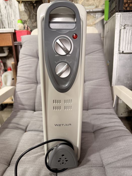 Масляний обігрівач wetair новий