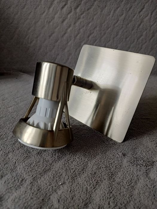 Kinkiet do przedpokoju lub innego pomieszczenia