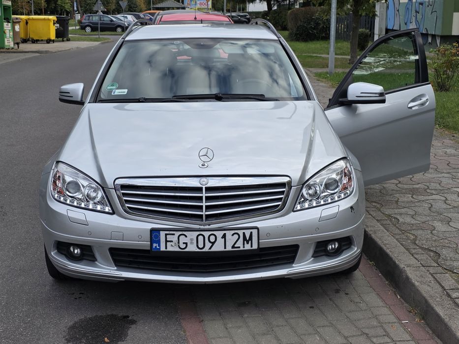 MERCEDES  klasy c w204