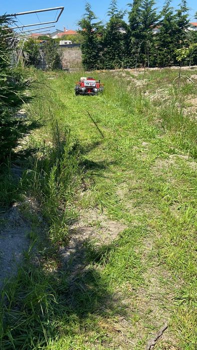 Triturador corta prados gasolina telecomandado