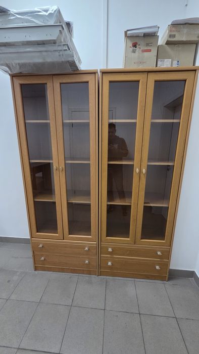 продам 2 офісні шафи