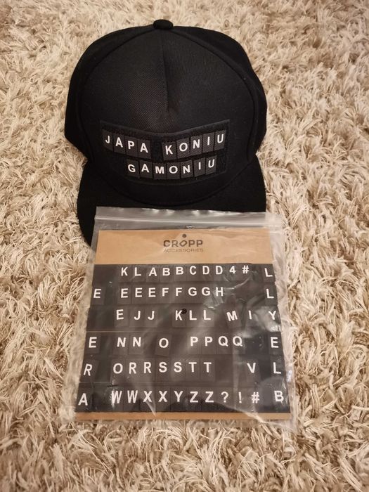 Czapka Cross z literkami