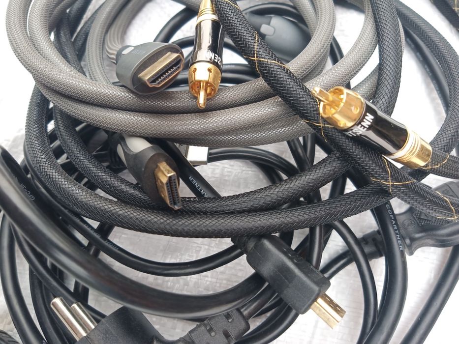 Шнур для соединения