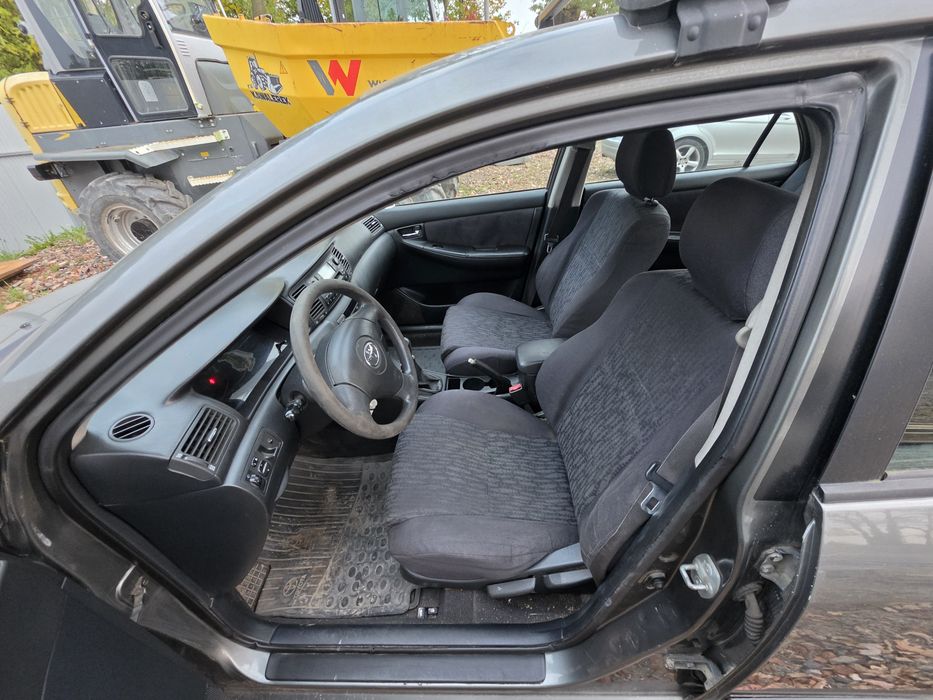 Toyota  Corolla 1.6
