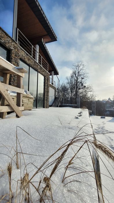 Продаж елітного будинку з басейном р-н  Старе місто