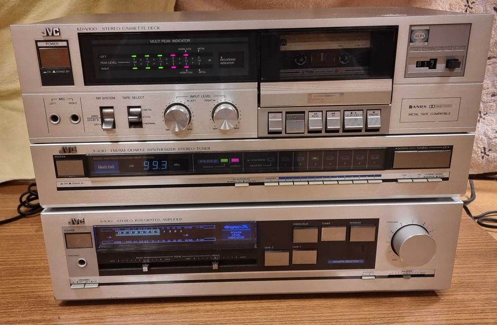 JVC tuner T-X30 wzm. A-X30 deck KD-V100 po serwisie