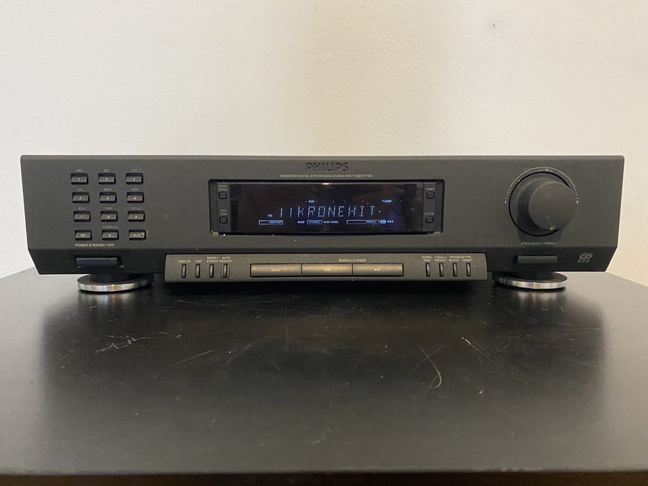 Тюнер стерео FM Philips 70FT 930