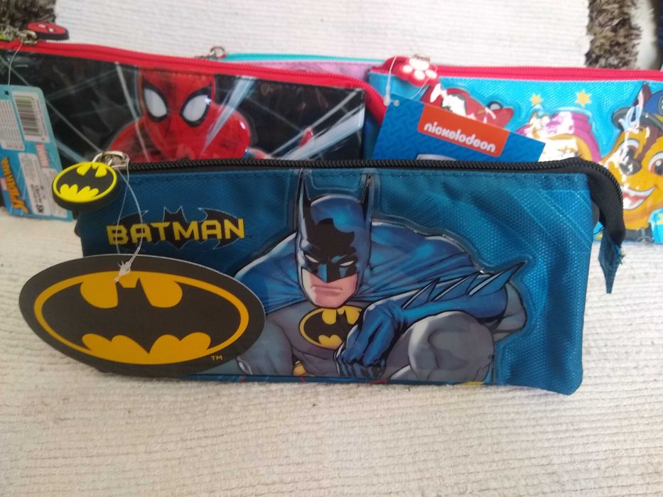 Bolsa para lápis ou documento infantil, vários personagens