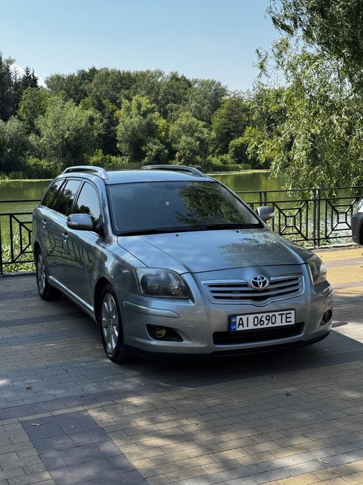 Toyota Avensis T25