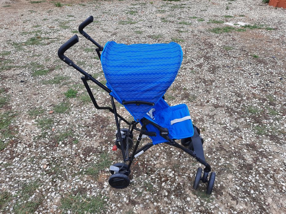 Carrinho de passeio Chicco em ótimo estado.