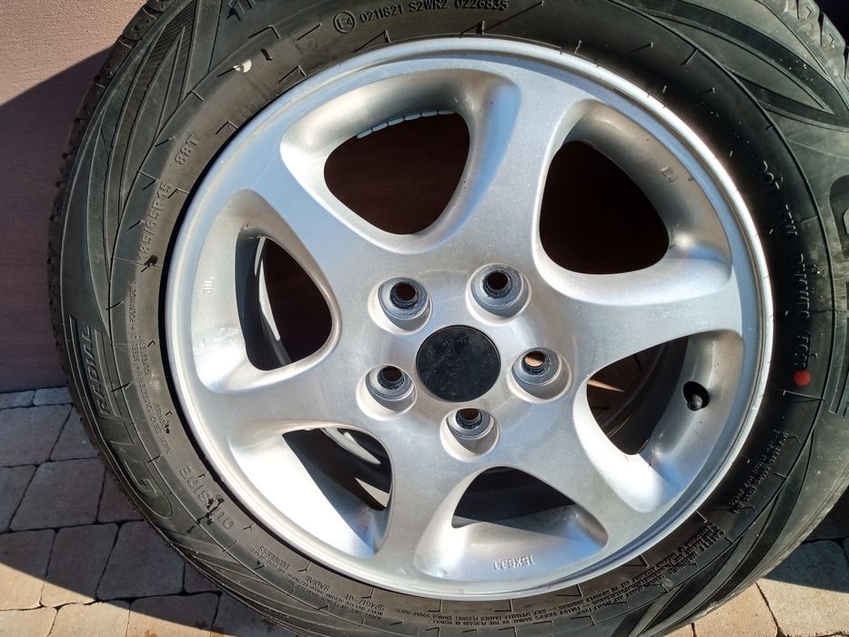 Felgi wraz z oponami