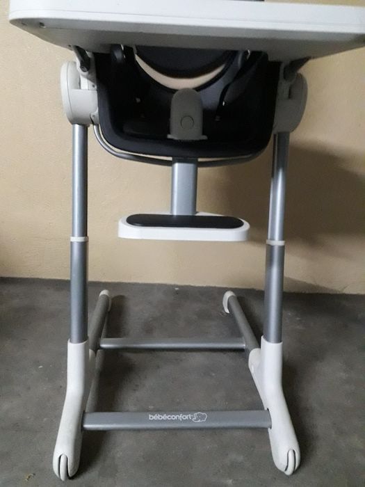Cadeira refeição marca bébéconfort(VER FOTOS E LER ANUNCIO)