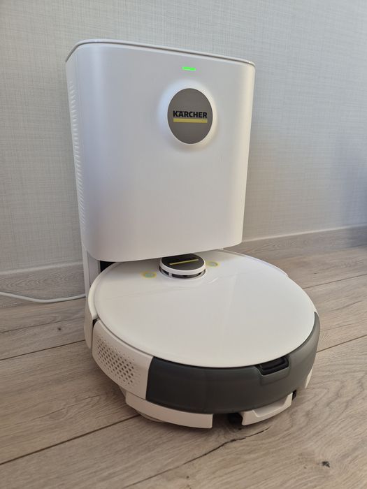 Продам робот - пилосос Karcher RCV 5 base