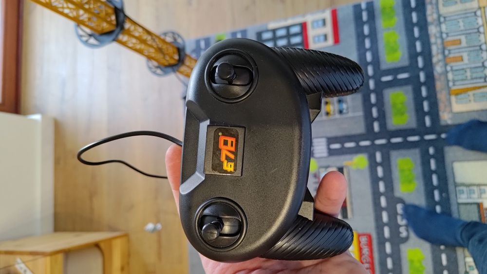 Dźwig żuraw 128 cm z pilotem