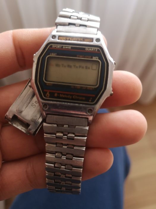 Годинник часи вінтажні ретро casio saturn