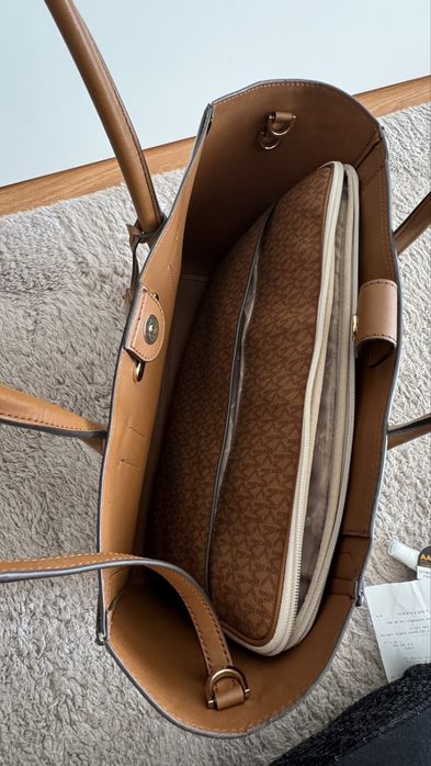 Mala michael kors geande usada