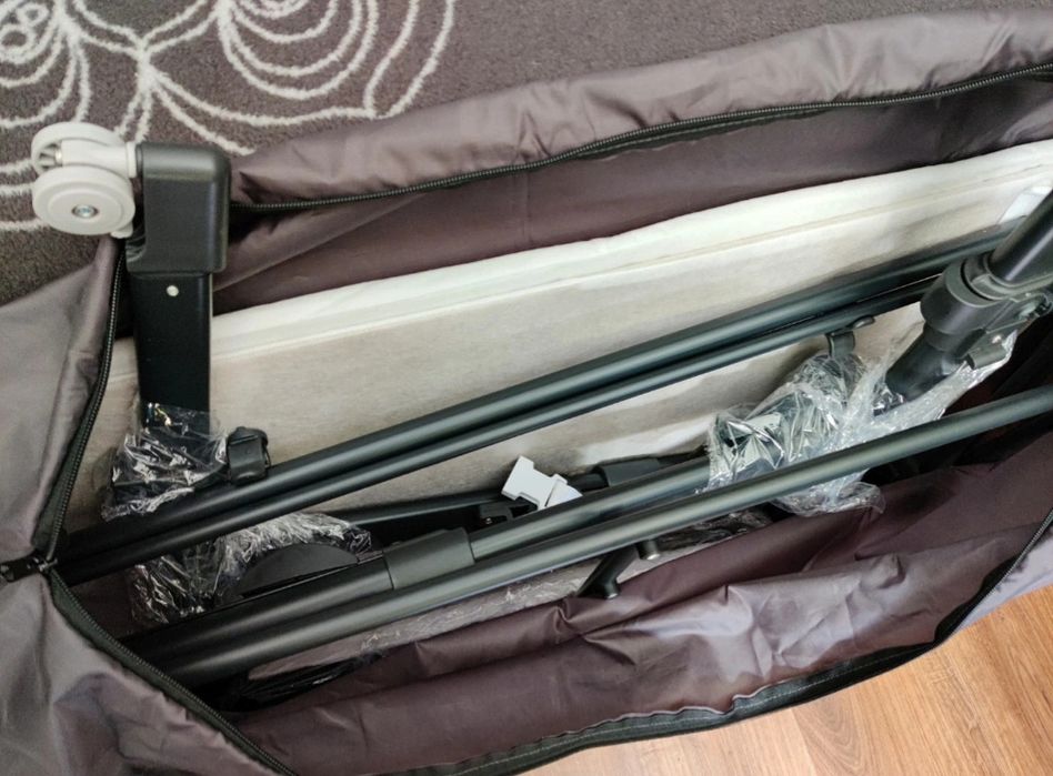 Łóżeczko dostawne Kinderkraft Neste Grow z dodatkami.