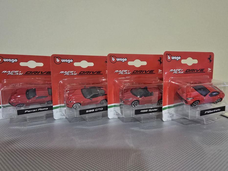 Miniaturas de carros varias escalas