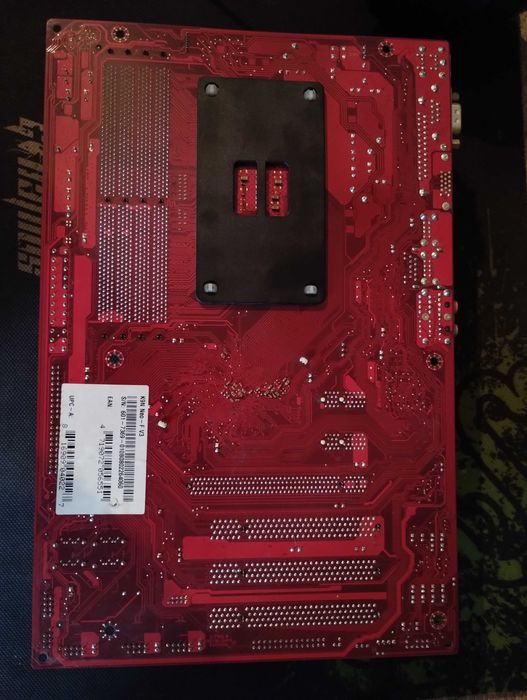 Комплект на AMD Phenom x4 9650+GT 730+8гб озу