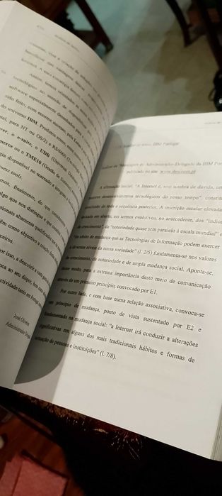 Estratégias Argumentativas na Comunicação Empresarial