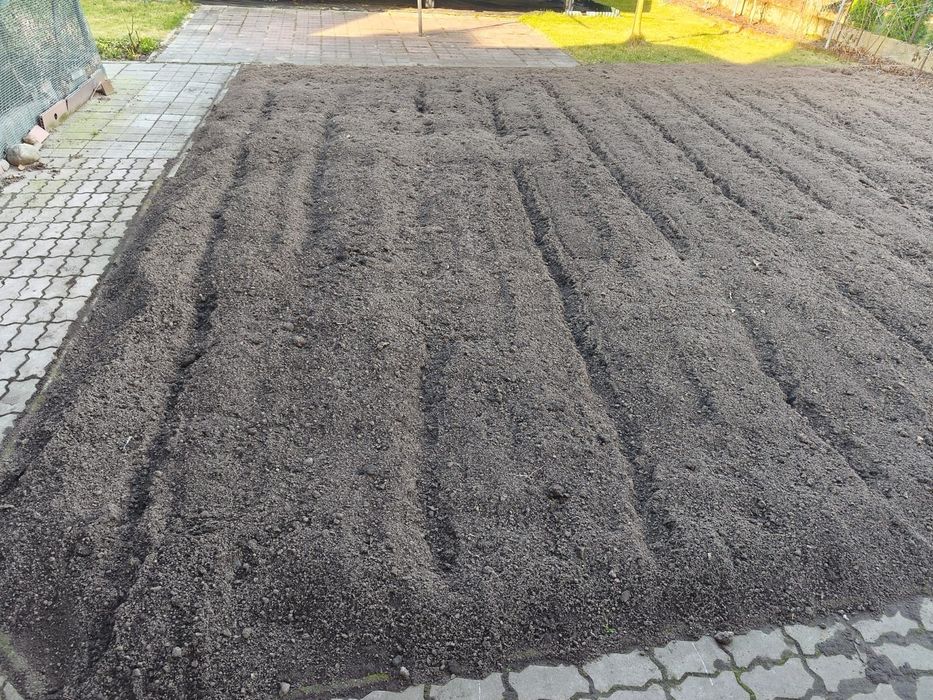 Kopanie glebogryzarka