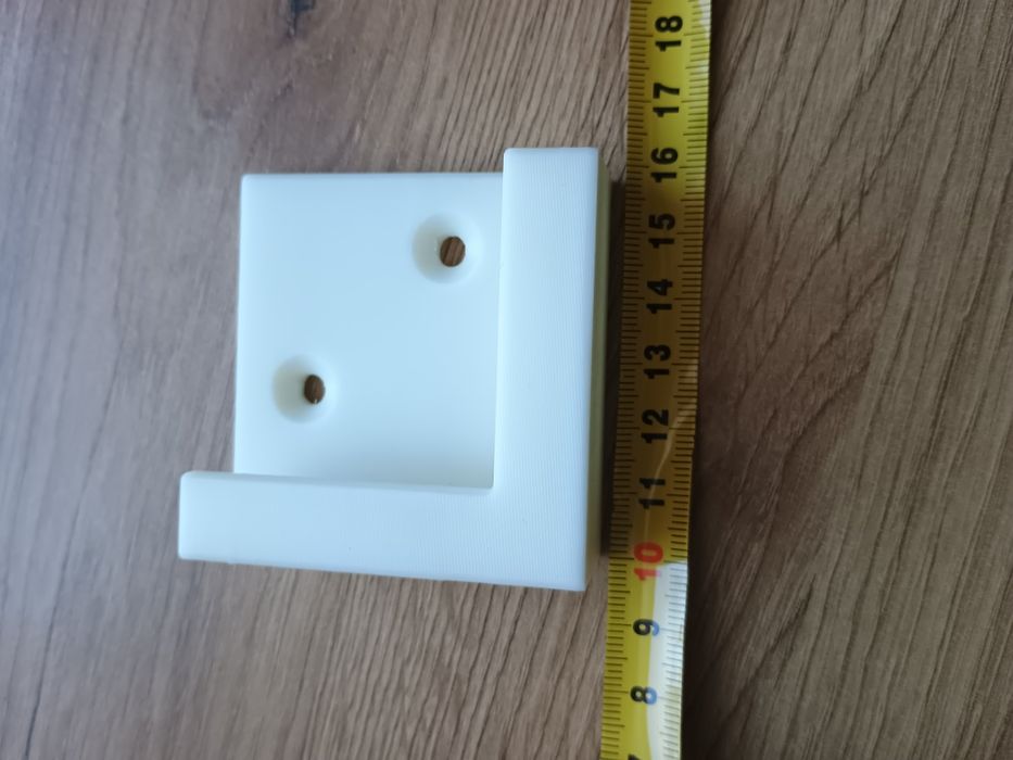 Uchwyt na tablet do ściany