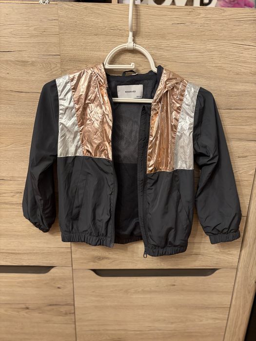 kurteczka wiatrówka