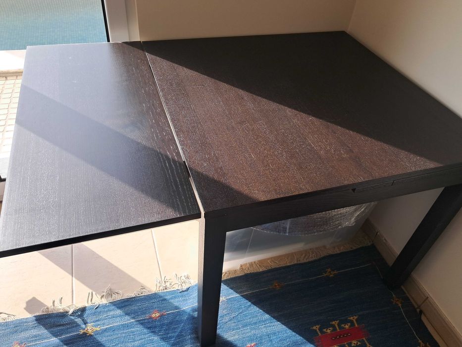 Conjunto mesa extensível + 4 cadeiras Ikea