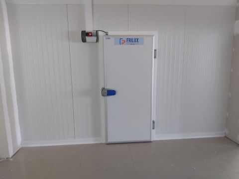 Câmara Frigorífica Usada - Óptimo Estado com Garantia FRILUX