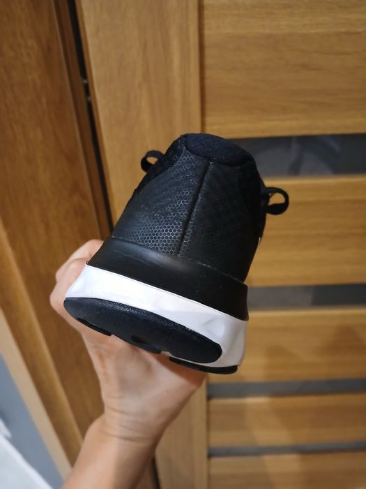 Buty nike renew  38