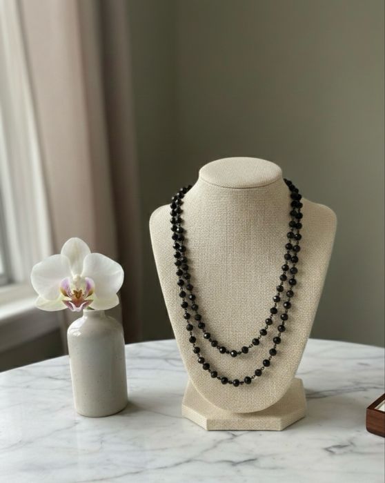 Elegancki naszyjnik z koralikó