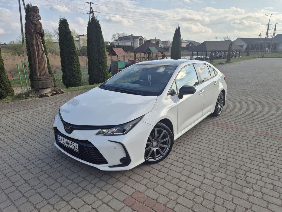 Corolla e21 android kamera alu 18 gr sport