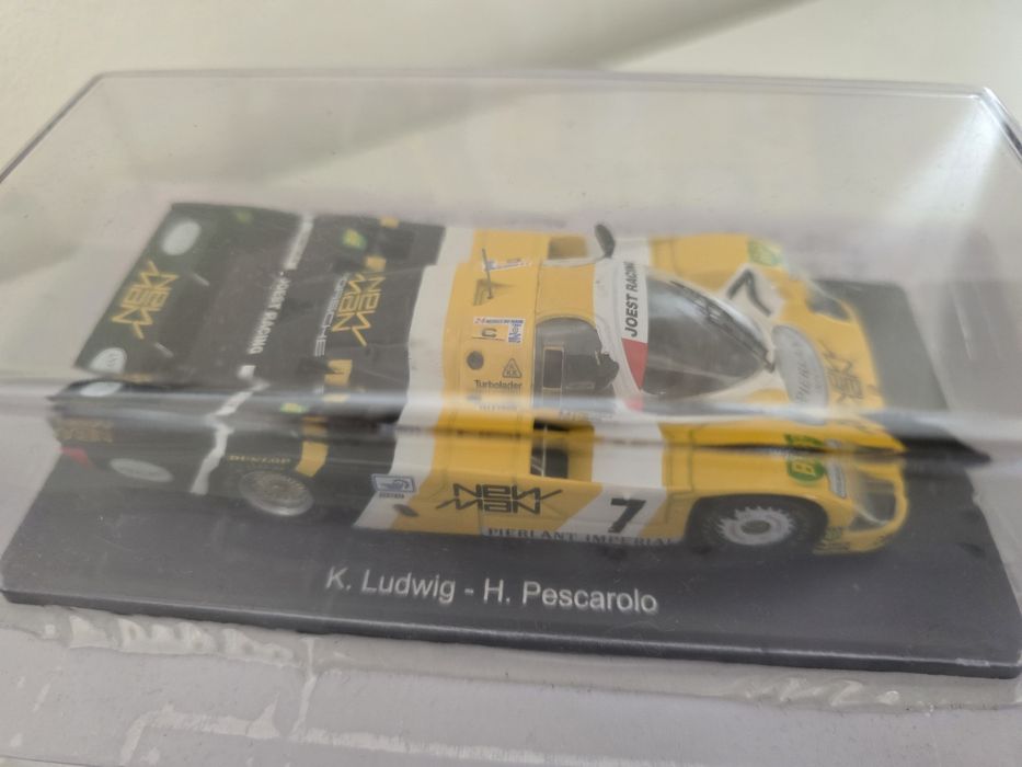 Le Mans 1/43 Porsche 956 e Renault A442B 1/43