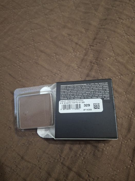 Inglot, nowy Cień do powiek freedom system matte nf 329