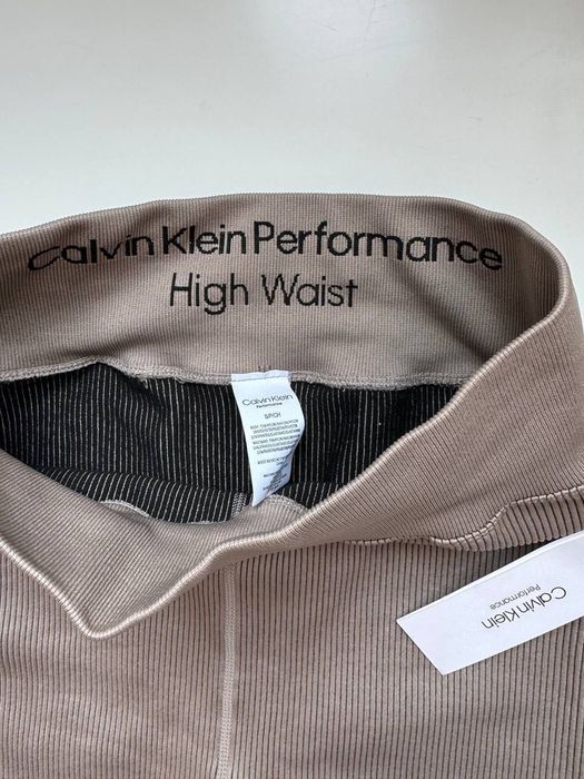 Нові велосипедки в рубчик Calvin Klein  оригінал 100%