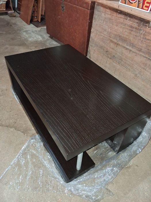 Mesa se centro preta para sala