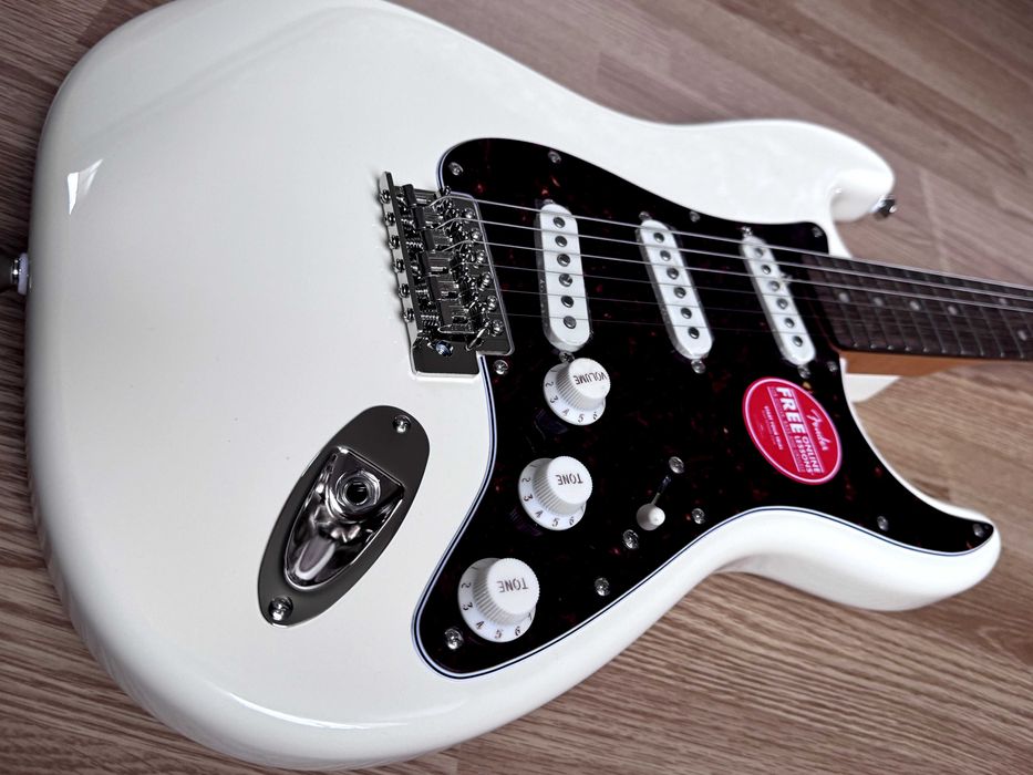 Новий Squier Classic Vibe Stratocaster '60s Olympic White, Індонезія