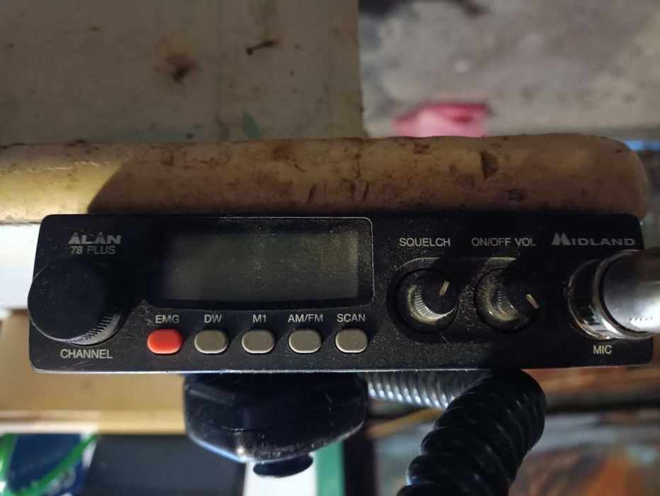Радіостанція Midland Alan 78