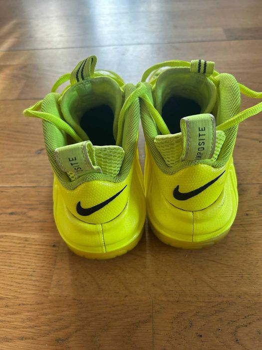 Bity Nike Air Foamposite Pro Volt Rozm.44