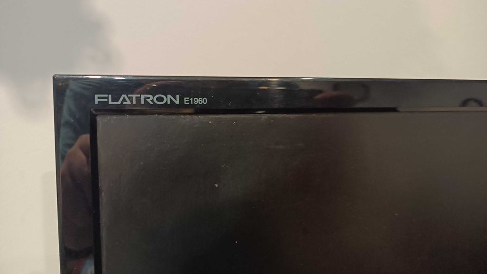 Monitor LG Flatron E1960S-PN LED
