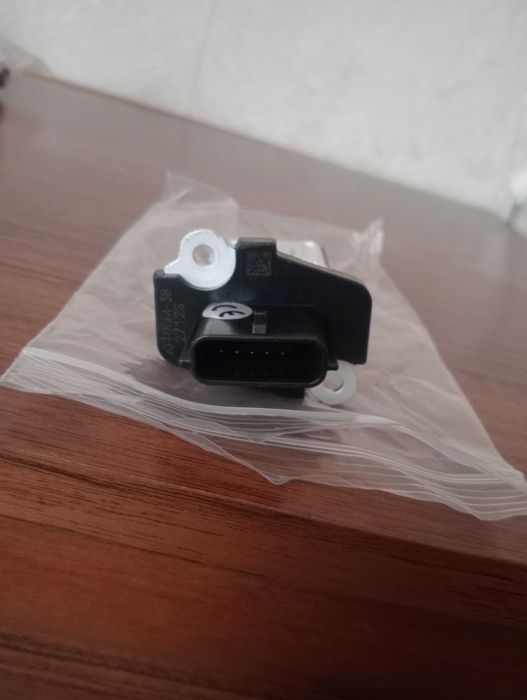 Датчик подачи воздуха в инжектор Nissan Almera B 10 1,6 бензин