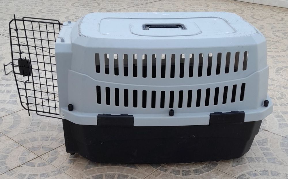 Caixa de transporte para cães tam M 66x46cm