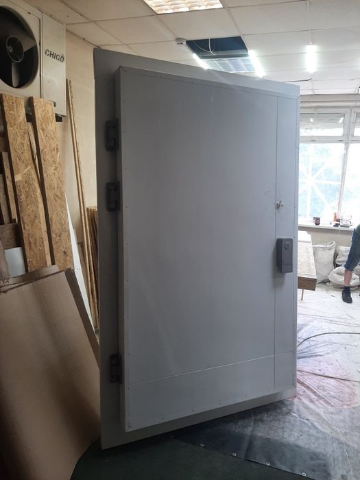 Двері холодильні